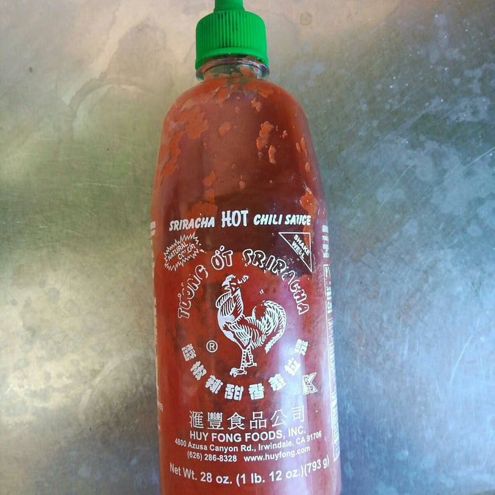 review photo of Sriracha Sriracha Chili Sauce shared by @nicomac on 17 May 2022 - review