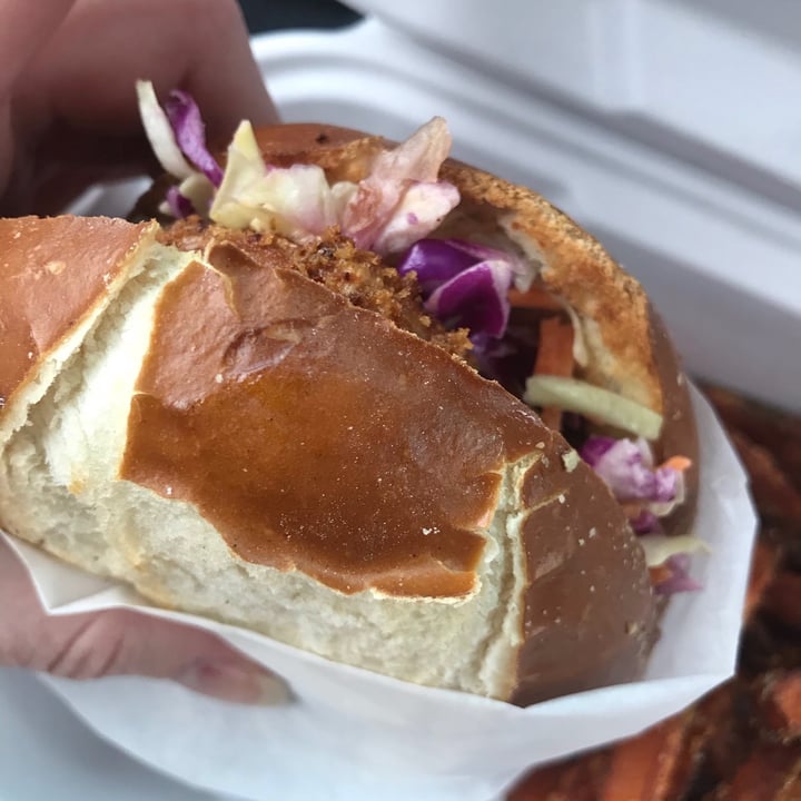 photo of Native Foods Cafe Nashville Hot Chicken Sandwich shared by @mallory17 on  10 Mar 2021 - review