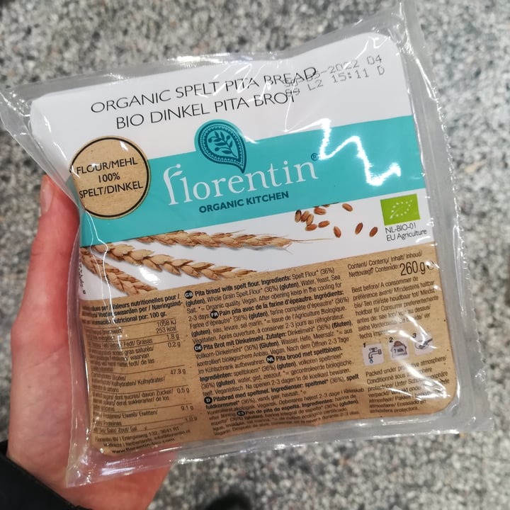 photo of Florentin Organic spelt pita bread shared by @teresaorsi on  07 Apr 2022 - review