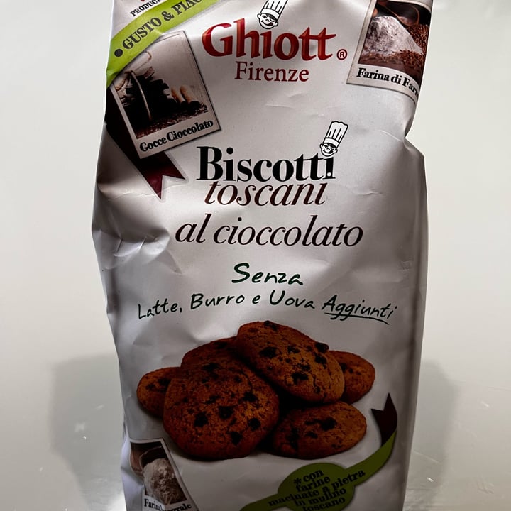 photo of Ghiott Biscotti Toscani al cioccolato shared by @franches on  24 May 2022 - review