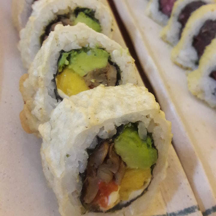 photo of Helecho Vegan Sushi Tempura Roll shared by @sebacelta on  17 Nov 2021 - review
