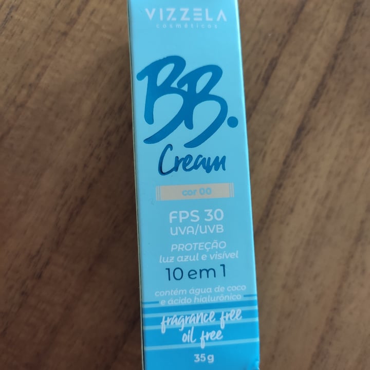 review photo of Vizzela Cosméticos BB Cream Vizella shared by @ysanuit on 02 Dec 2022 - review
