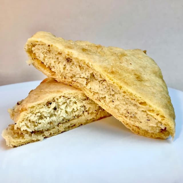「Potato Knish」の料理の写真