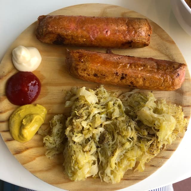 Photo of the dish “Salsiccia Beyond Meat con crauti”