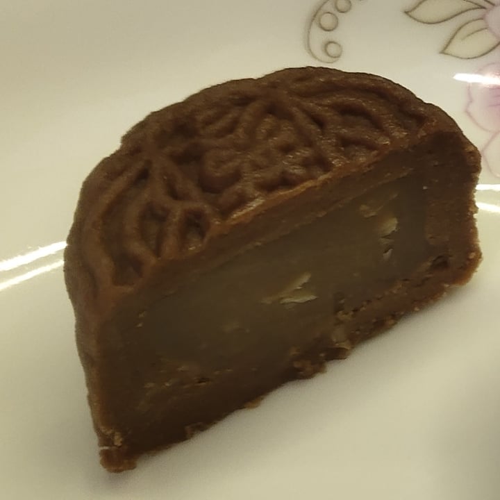 photo of Dongshan Eastern Highland Healthy Cake House Chocolate Snow Skin Mooncake shared by @amazinganne on  17 Sep 2020 - review