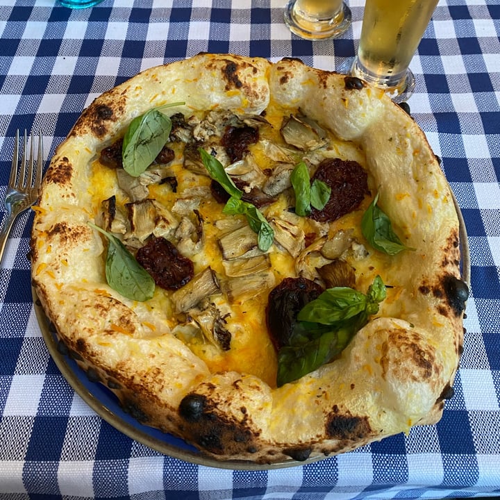 review photo of Pizzeria Made In Sud Pizza shared by @giuliasala on 17 Dec 2021 - review