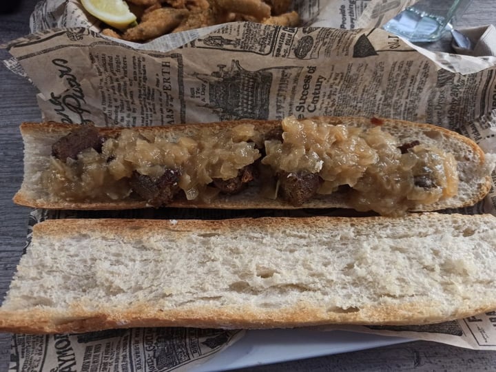 review photo of El Perro Gamberro Vegata De Longaniza Y Mostaza shared by @veggienning on 01 Mar 2020 - review
