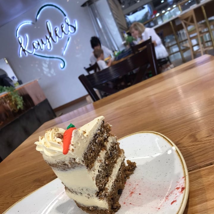 photo of Kaylee's Eatery Carrot Cake shared by @peninnah on  01 Feb 2021 - review