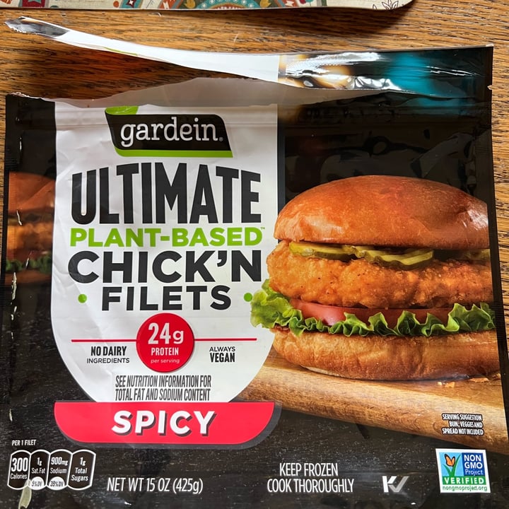 photo of Beyond Meat ultimate plant based chick’n fillets shared by @bananagram on  01 Jun 2022 - review