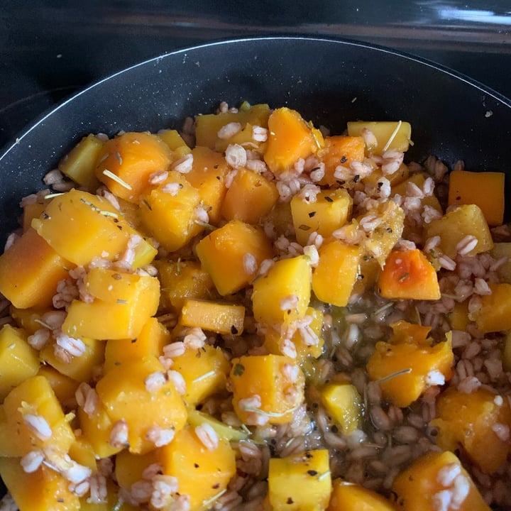 photo of Earthly grains Farro shared by @joantheflorist on  07 May 2022 - review