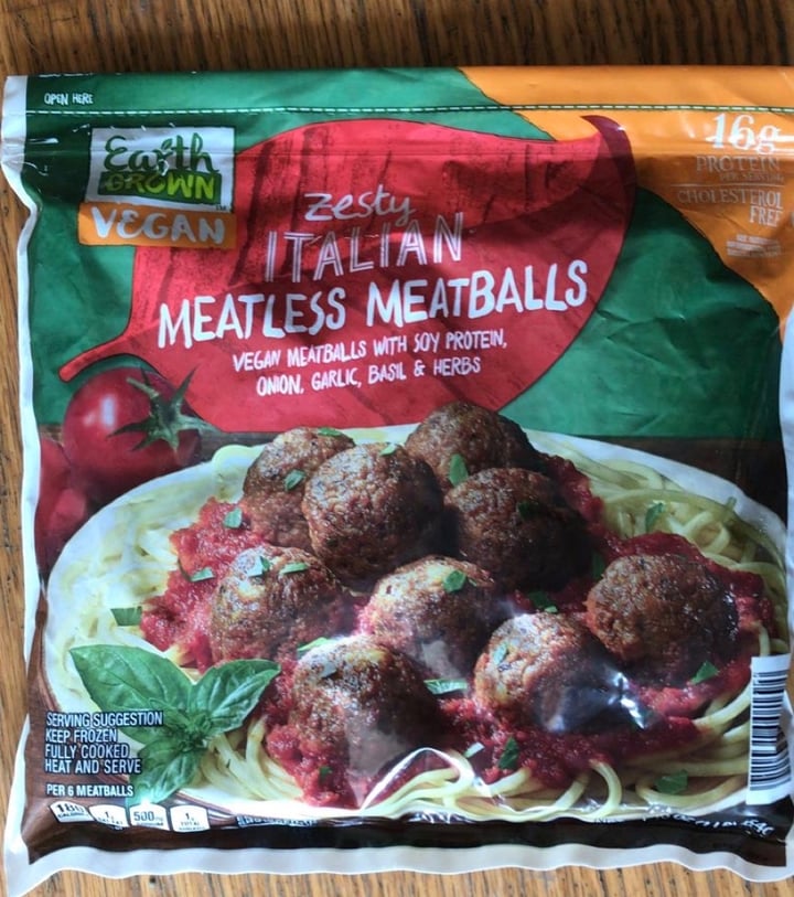 review photo of Earth Grown Zesty Italian Meatless Meatballs shared by @cornfritter on 03 Apr 2020 - review