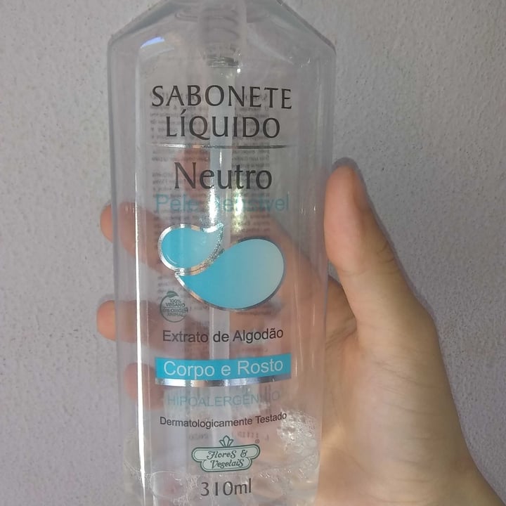 review photo of Flores & Vegetais Sabonete Líquido shared by @brunacunha on 05 Dec 2021 - review