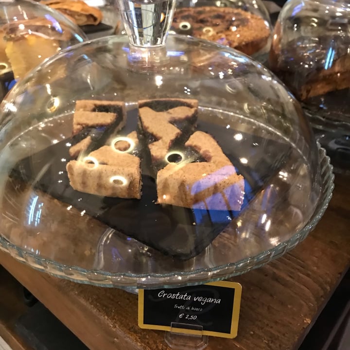 review photo of Gelateria Renon Caffetteria Crostata Vegana shared by @abesart on 25 Nov 2021 - review