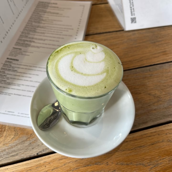 photo of Bootlegger Green Point Matcha Latte shared by @erinxjessica on  20 May 2022 - review