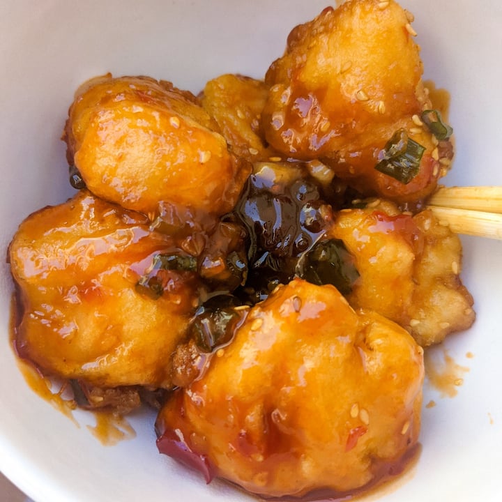 photo of Chop – Vegan Chinese General Tso Coliflor shared by @munshka on  08 Oct 2022 - review