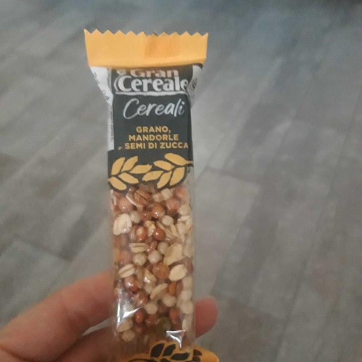 photo of Gran Cereale Barrette Cereali , Grano ,Mandorle e semi di zucca shared by @micky78 on  28 Jun 2022 - review