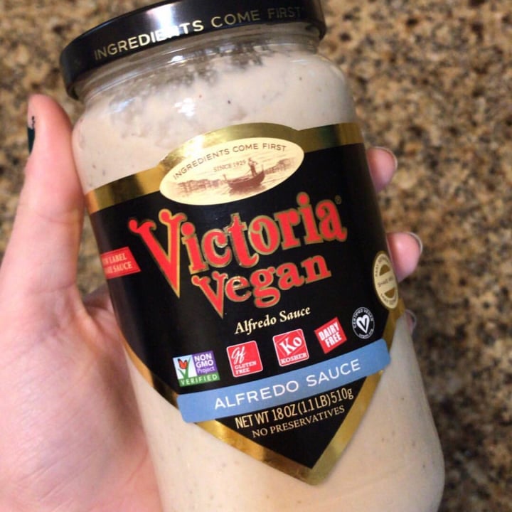 photo of Victoria Fine Foods Vegan Artichoke Alfredo Sauce shared by @jleeanne17 on  02 Oct 2019 - review