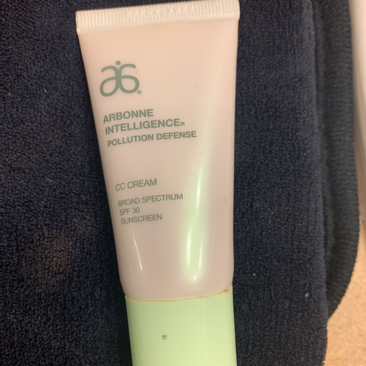 photo of Arbonne CC cream shared by @tayloramatuzzo on  30 Dec 2020 - review