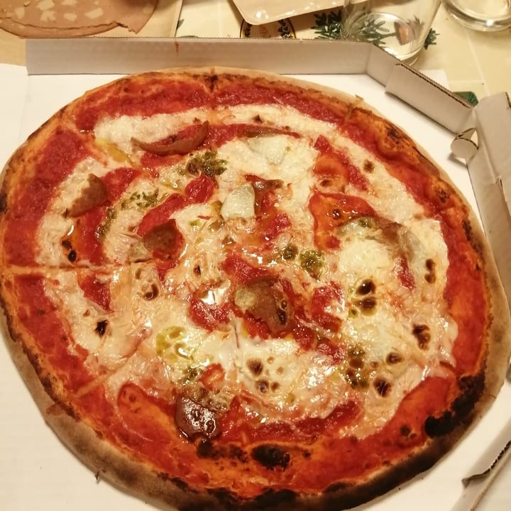 photo of Pizza Mia Pizza hot veg shared by @vegskinny on  14 Feb 2022 - review