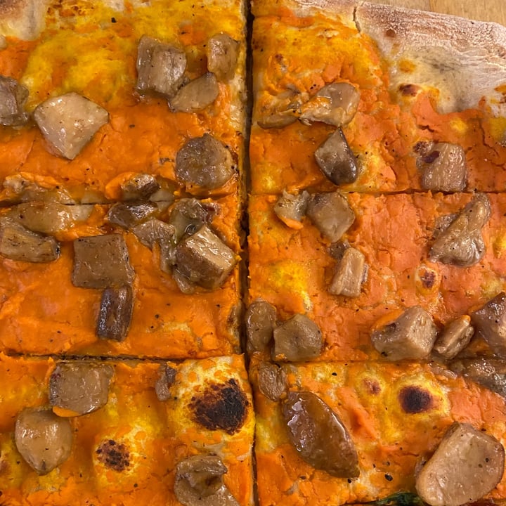 photo of Acqua e Farina Pizza Alla Pala shared by @michelavegan on  23 Sep 2022 - review