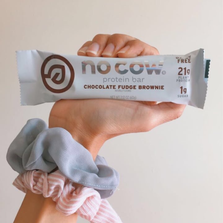 photo of No Cow Chocolate Fudge Brownie Protein Bar shared by @crazymoni5 on  19 Dec 2020 - review
