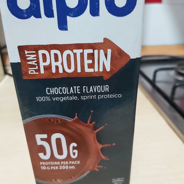 photo of Alpro Chocolate Flavored Soya Milk shared by @asietta69 on  28 Nov 2021 - review