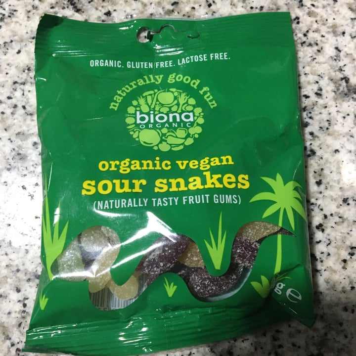 photo of Biona Organic Vegan Sour Snakes shared by @nanaaestevez on  14 Mar 2021 - review