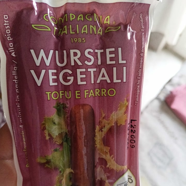 photo of Compagnia Italiana Würstel vegetali tofu e farro shared by @cesca78 on  11 Apr 2022 - review