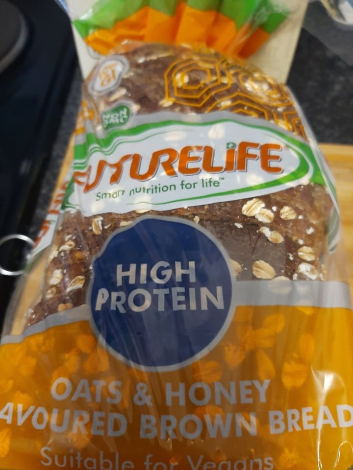 photo of Futurelife Oats And Honey Brown Bread shared by @nida on  09 Jan 2020 - review