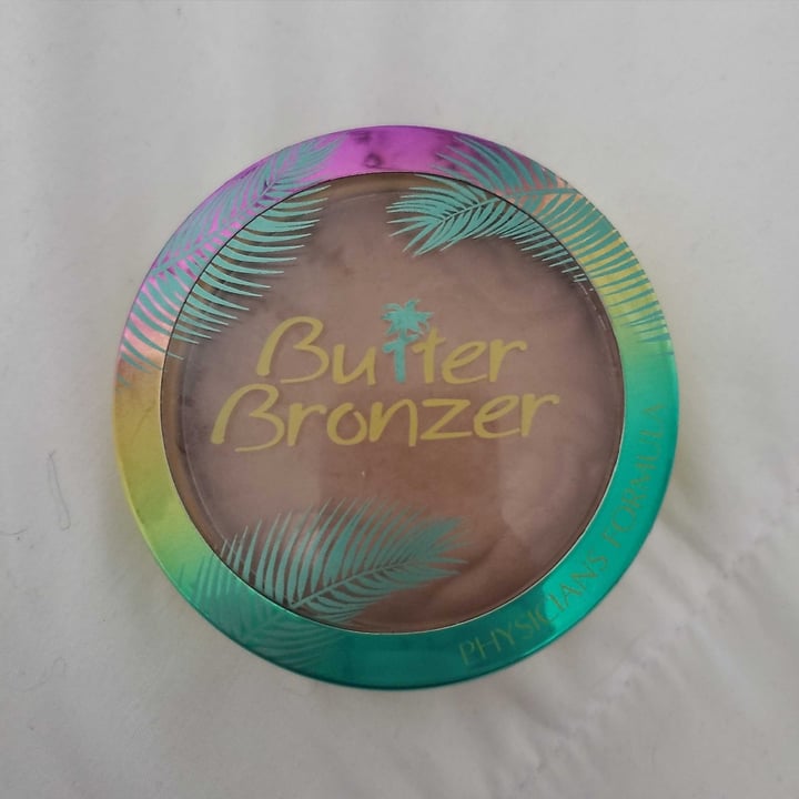 review photo of Physicians Formula Butter Bronzer shared by @desiraelynn11 on 30 Apr 2020 - review