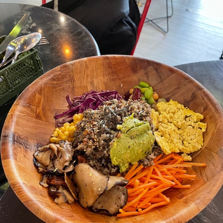 photo of WellSmoocht olive buddha bowl shared by @applepancakes on  24 Jul 2021 - review