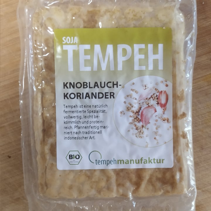 photo of Tempehmanufaktur Soja Tempeh Knoblauch-Koriander shared by @frauknabe on  25 Oct 2020 - review