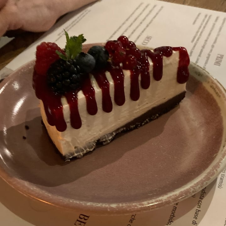 photo of Romeow Cat Bistrot White Cake shared by @flasol on  07 Sep 2022 - review