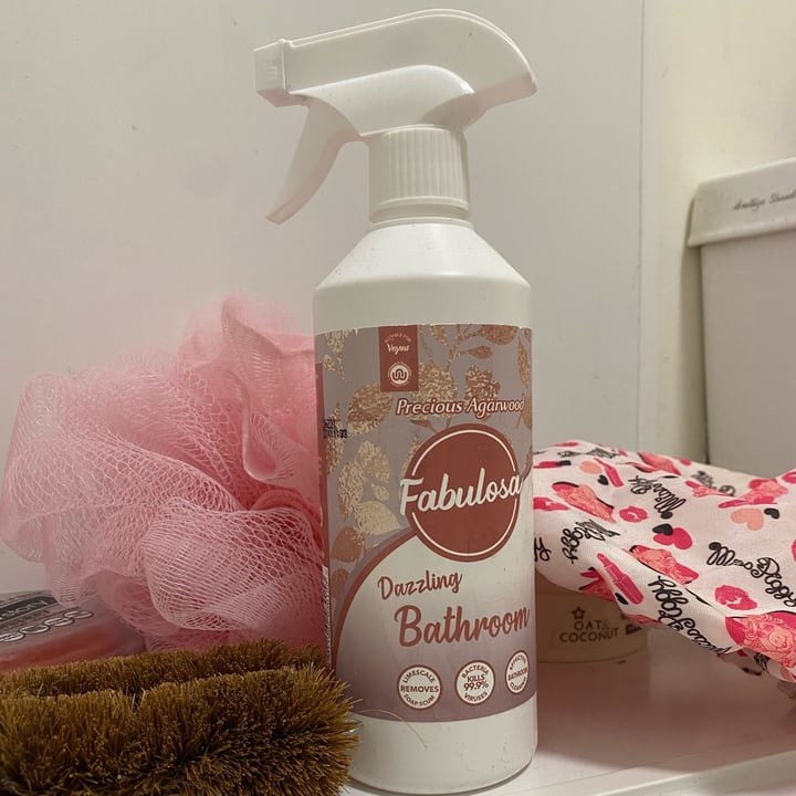 Fabulosa Dazzling Bathroom Review | abillion