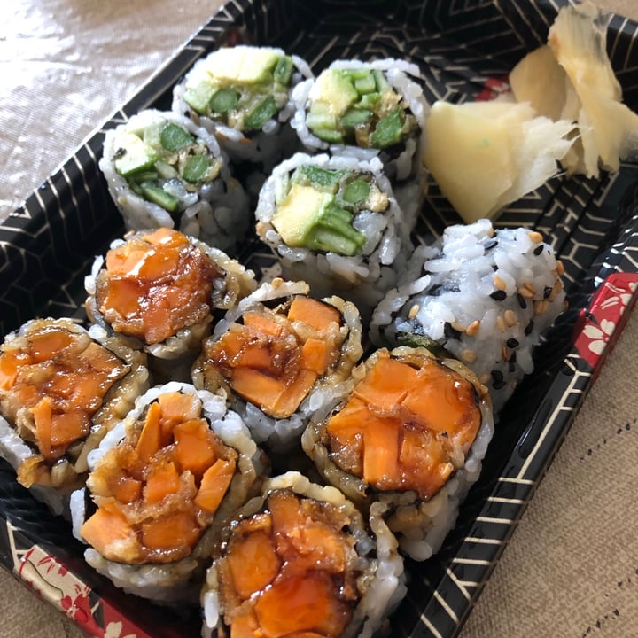 photo of MOMO Sushi AAC Roll shared by @annettej on  21 Mar 2021 - review