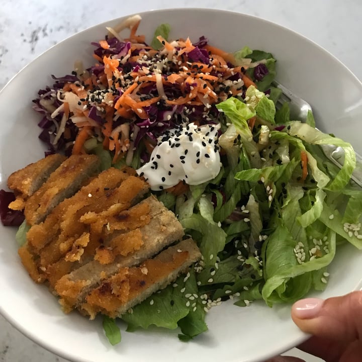 review photo of Woolworths Food Plant based chicken schnitzel shared by @alexra on 18 Oct 2022 - review