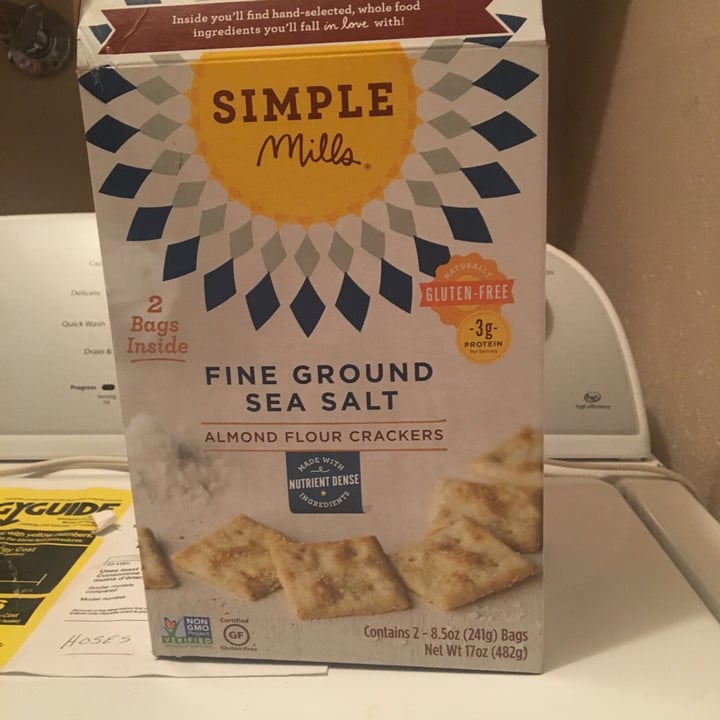 photo of Simple Mills Fine Ground Sea Salt Almond Flour Crackers shared by @blairezie on  05 Jun 2019 - review