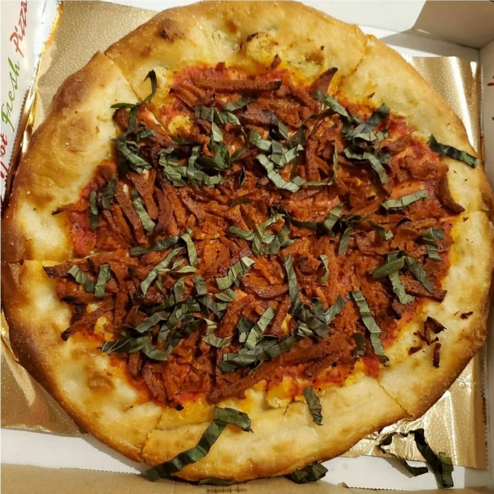 photo of Secret Pizza Society Classiqué Pepperoni shared by @ashwickety on  16 Mar 2021 - review