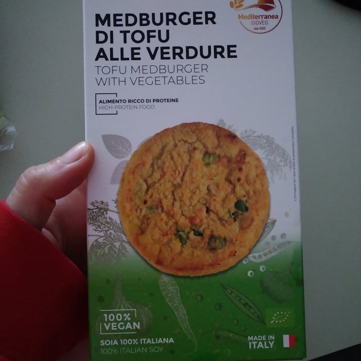 photo of Mediterranea BioVeg Medburger di Tofu alle Verdure shared by @chiarahakuna on  03 Nov 2021 - review