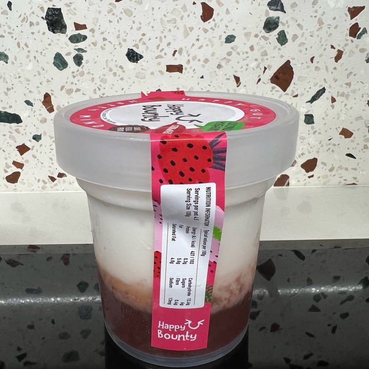 photo of Happy Bounty Coconut Strawberry Yoghurt shared by @qmh on  22 Aug 2022 - review