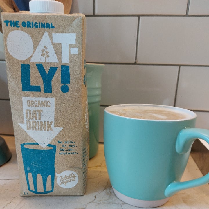 photo of Oatly Organic Oat Drink shared by @lizadewet on  10 Dec 2021 - review
