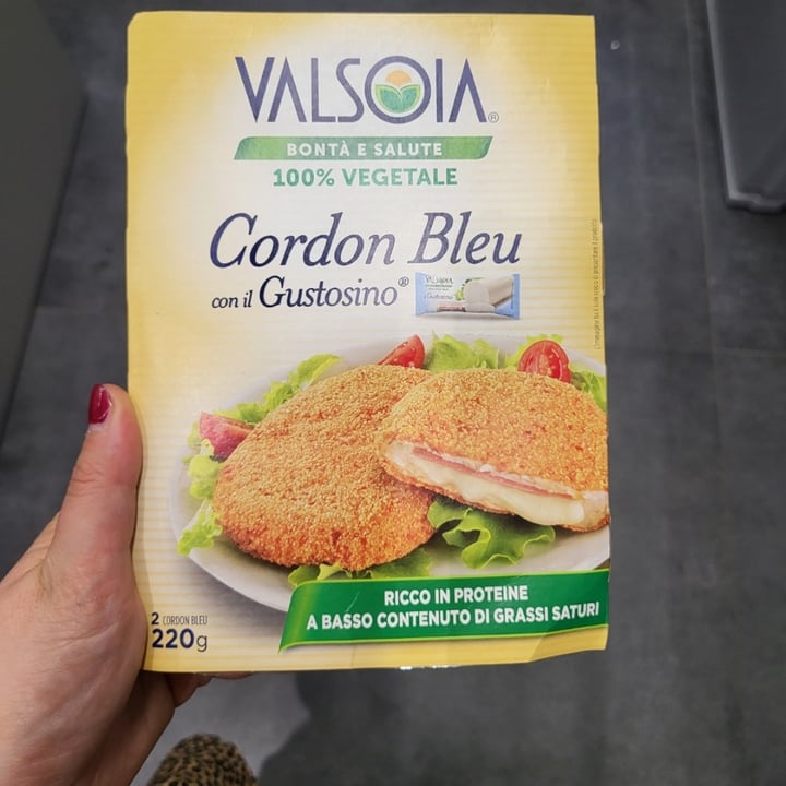 photo of Valsoia Cordon Bleu con il Gustosino shared by @ceciliagb on  18 Apr 2022 - review