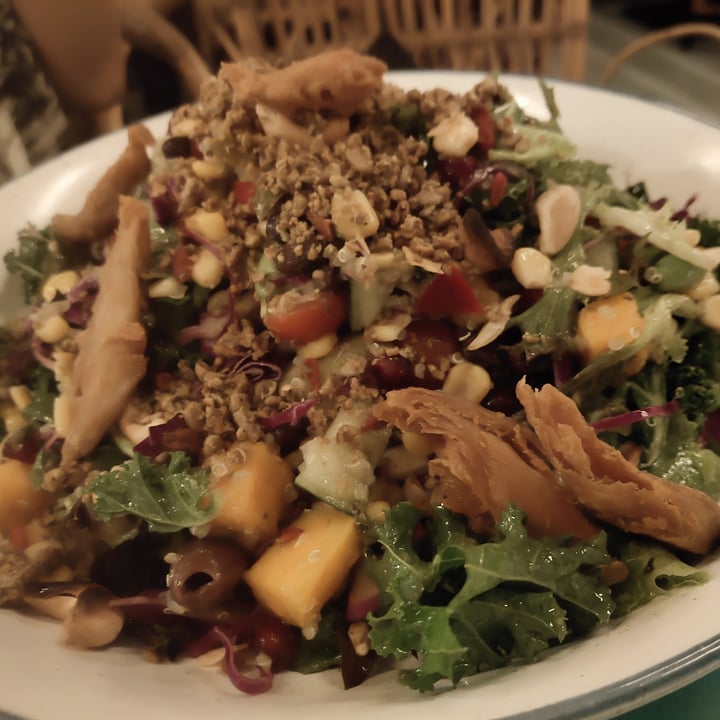 photo of Privé Asian Civilisations Museum Tracy’s Favourite Salad shared by @amazinganne on  21 Jul 2020 - review