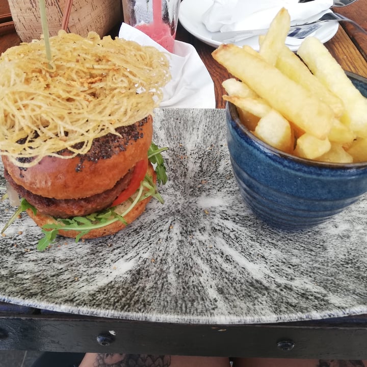 photo of Doppio Zero, Pearls Umhlanga Above & Beyond Burger shared by @ez91 on  08 Jan 2021 - review