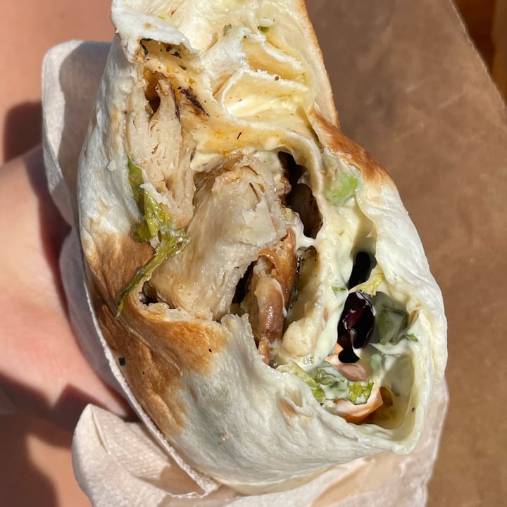 photo of Amarre 69 wrap de pollo shared by @jgreen on  19 Jun 2022 - review