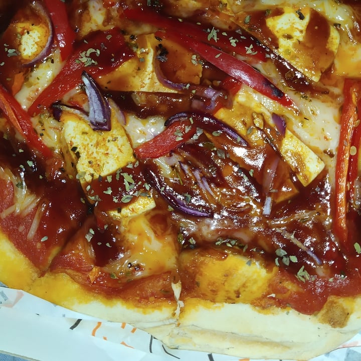 review photo of Pizzeria La Fainá Pizza Barbacoa shared by @enniwestt2 on 20 Jun 2020 - review