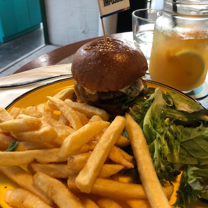 photo of Privé Clarke Quay Impossible Burger shared by @livebylove on  04 May 2021 - review
