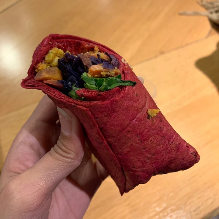 review photo of Starbucks Very Merry Vegan Wrap shared by @gymu on 12 Nov 2019 - review