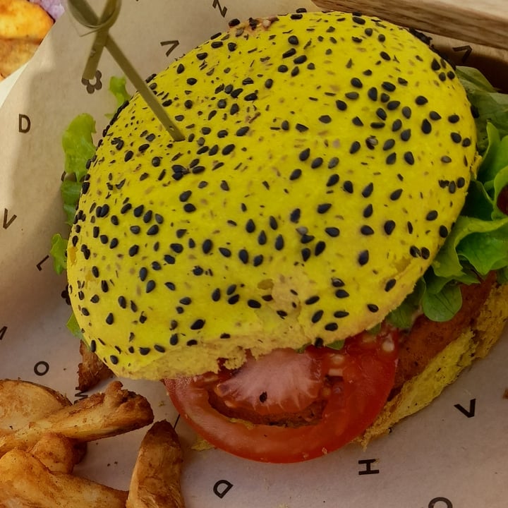 photo of Flower Burger Spicy Cecio shared by @silvialence on  30 Jan 2022 - review
