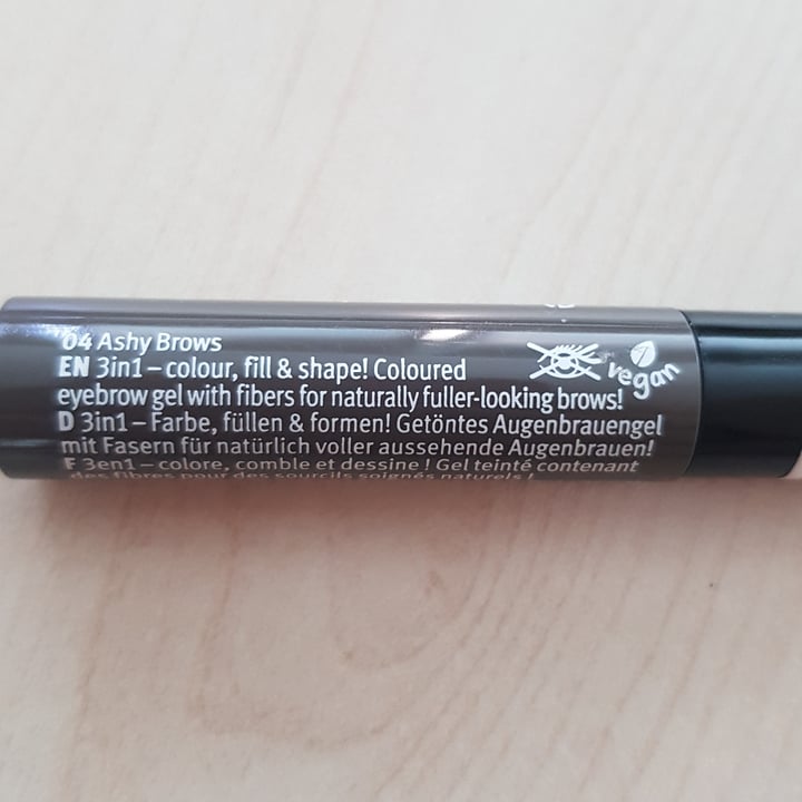 photo of Essence  Make me brow eyebrow gel mascara shared by @diddi on  10 Mar 2022 - review